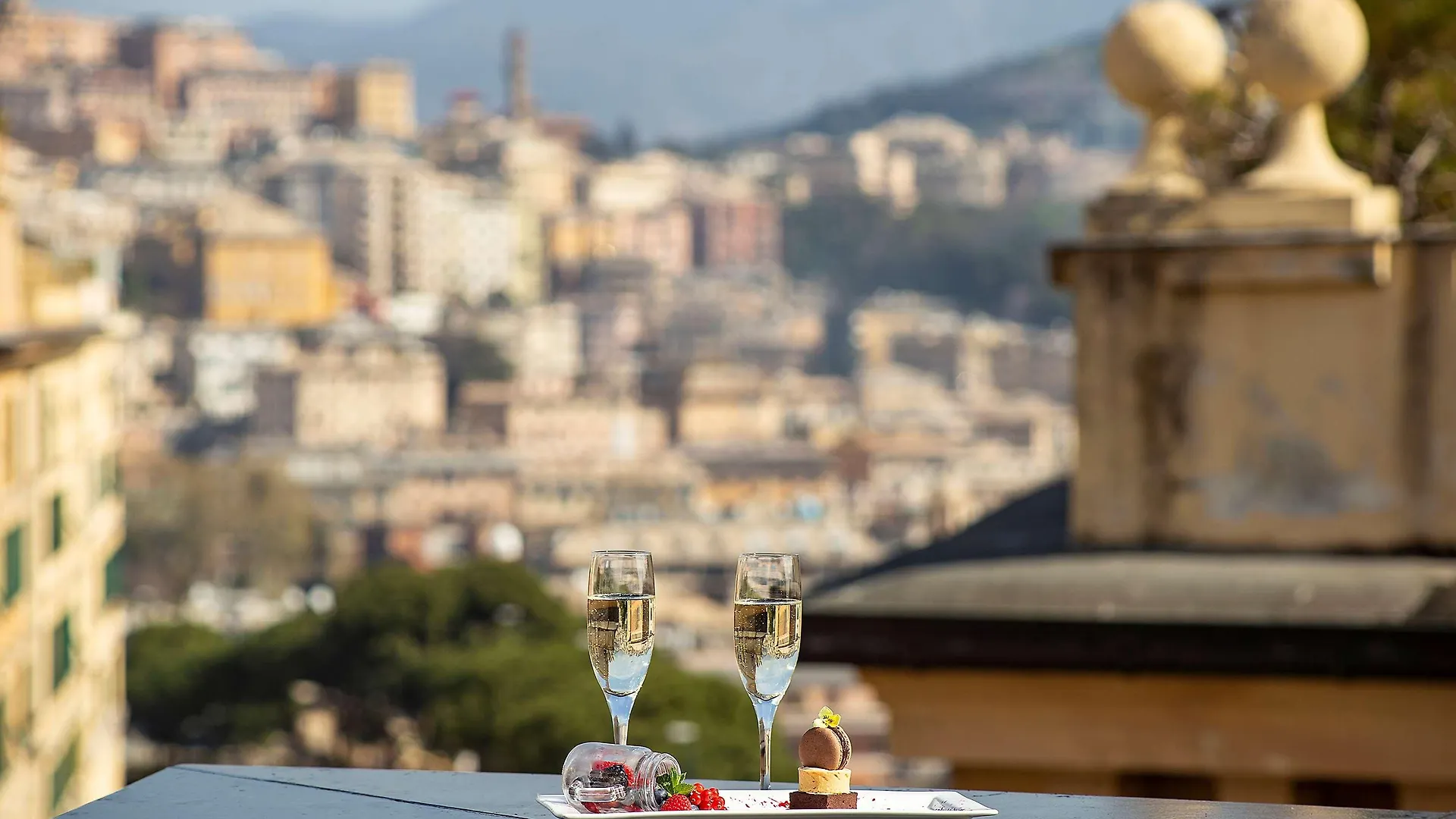 Meliá Genova Hotell  Genua