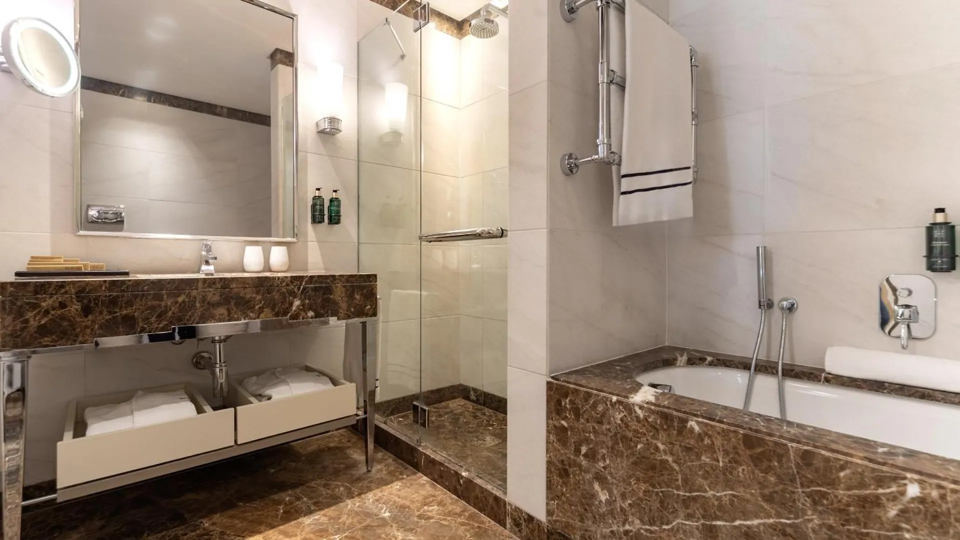 Melia Genova Hotel