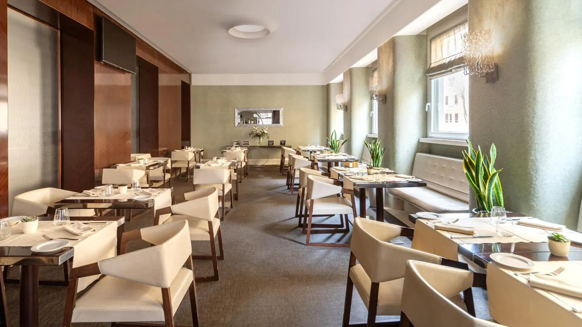 *****  Melia Genova Hotel Italy