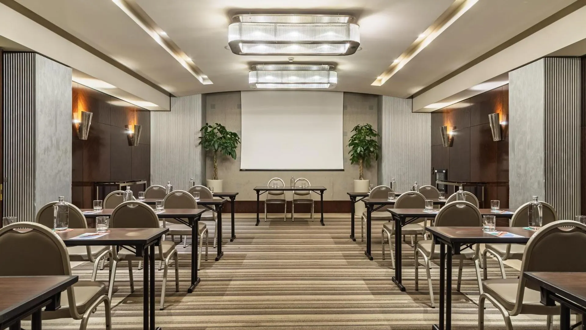 Meliá Genova Hotel 5*, Génova Itália